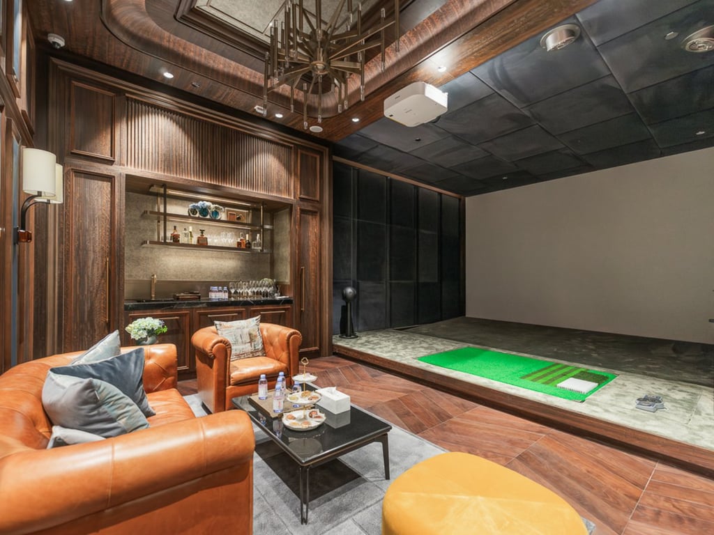 https://img.propertyraptor.com/cdn-cgi/imagedelivery/KD5bF_AFL0JDTbKLWF7z9g/ap8/ap8_001/hornet/prp/img/c52ac2b60f23ec69f74ad331e9355929.jpg/public