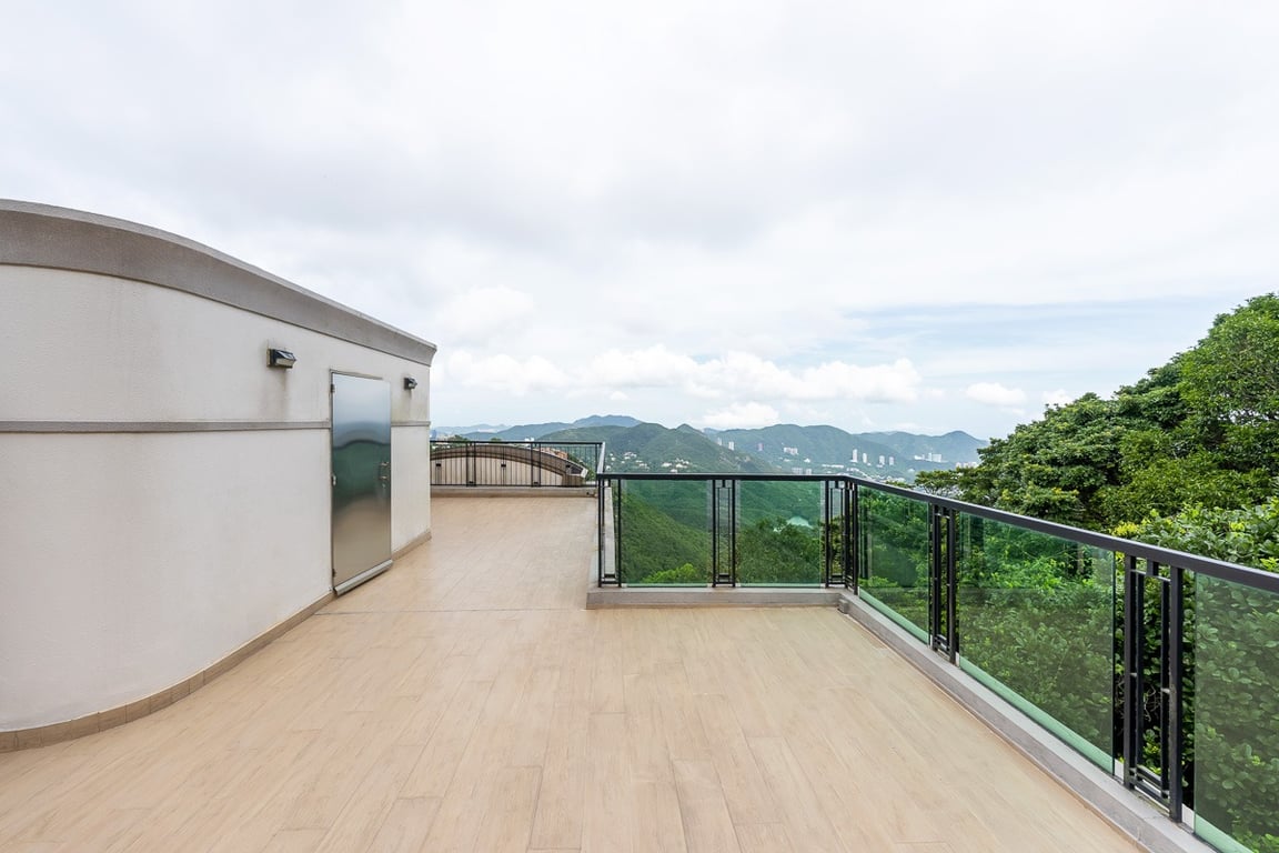 https://img.propertyraptor.com/cdn-cgi/imagedelivery/KD5bF_AFL0JDTbKLWF7z9g/ap8/ap8_001/hornet/prp/img/c56077116a782ddb5bb80f4c205b07da-wtm.jpg/public