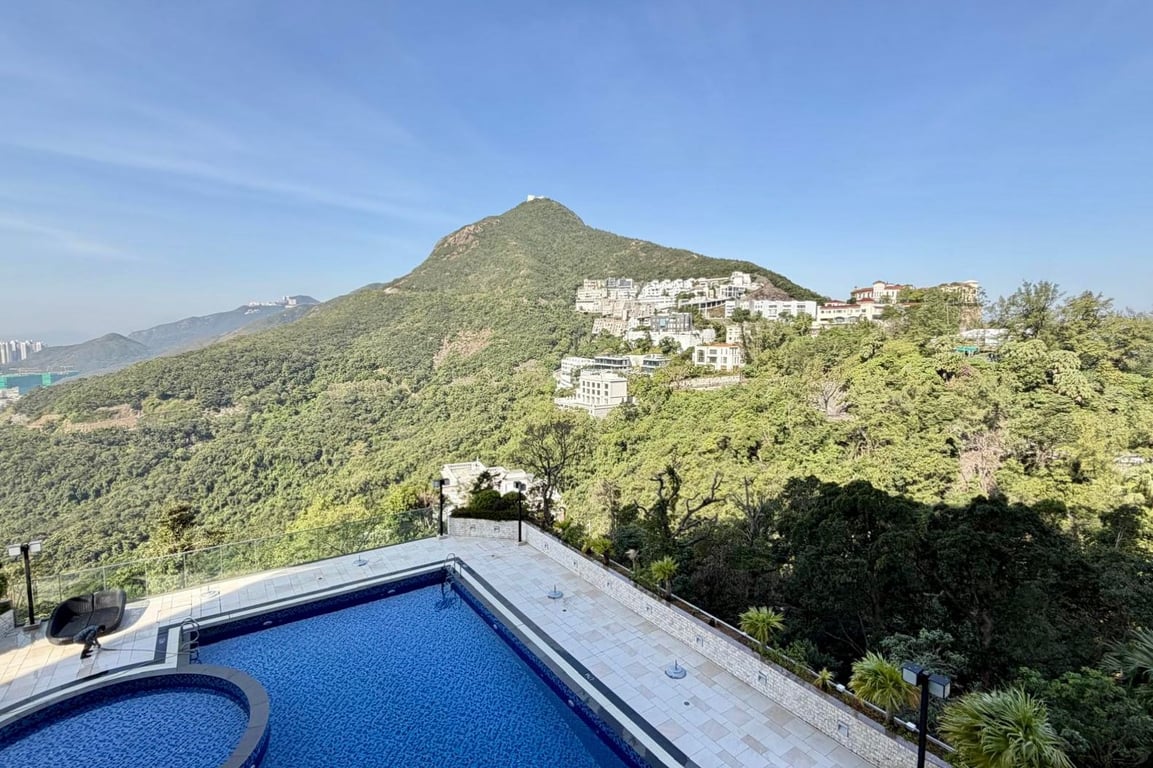 https://img.propertyraptor.com/cdn-cgi/imagedelivery/KD5bF_AFL0JDTbKLWF7z9g/ap8/ap8_001/hornet/prp/img/c56f4d558844495387ae2d842f5fd8b1-wtm.jpg/public