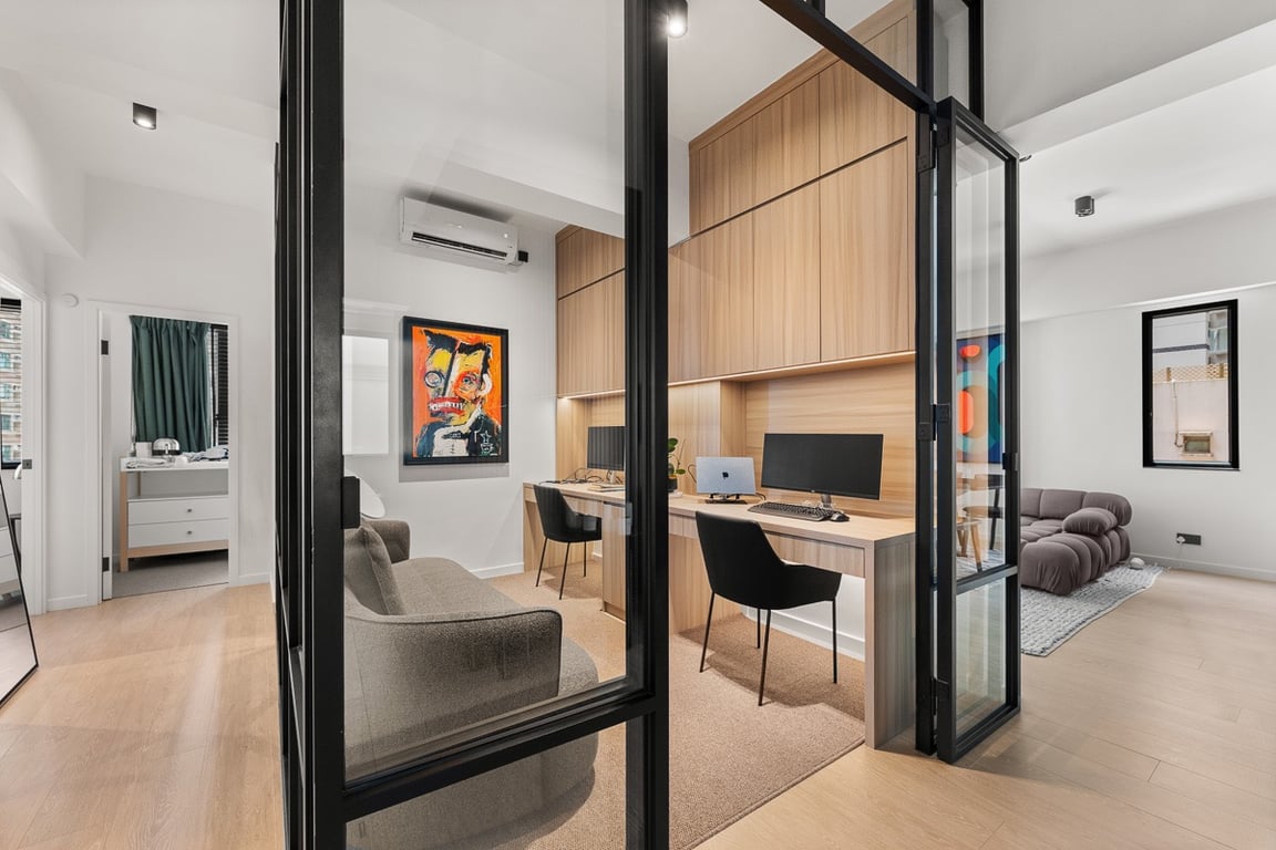 https://img.propertyraptor.com/cdn-cgi/imagedelivery/KD5bF_AFL0JDTbKLWF7z9g/ap8/ap8_001/hornet/prp/img/c676e8e63211db9397cab904d65e0746-wtm.jpg/public