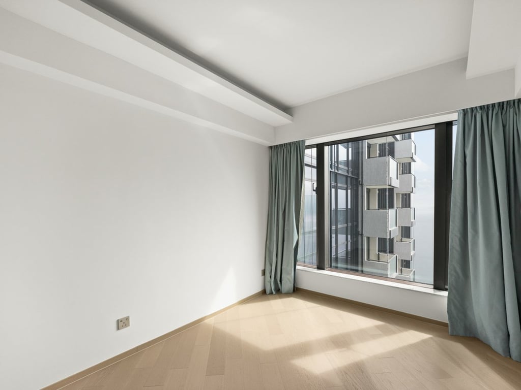 https://img.propertyraptor.com/cdn-cgi/imagedelivery/KD5bF_AFL0JDTbKLWF7z9g/ap8/ap8_001/hornet/prp/img/c6a39705f072720cbc1353a24299d7da.jpg/public