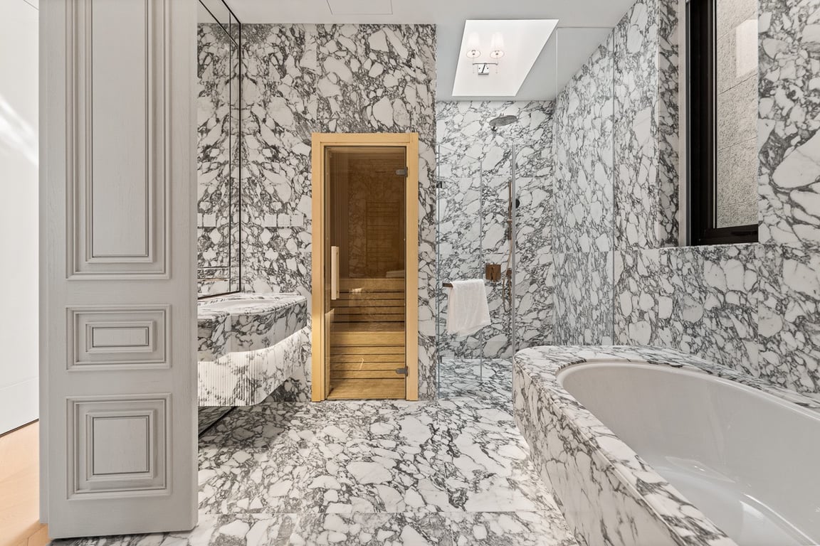 https://img.propertyraptor.com/cdn-cgi/imagedelivery/KD5bF_AFL0JDTbKLWF7z9g/ap8/ap8_001/hornet/prp/img/c6c3ff57f9726234b663353e2c6fea81-wtm.jpg/public
