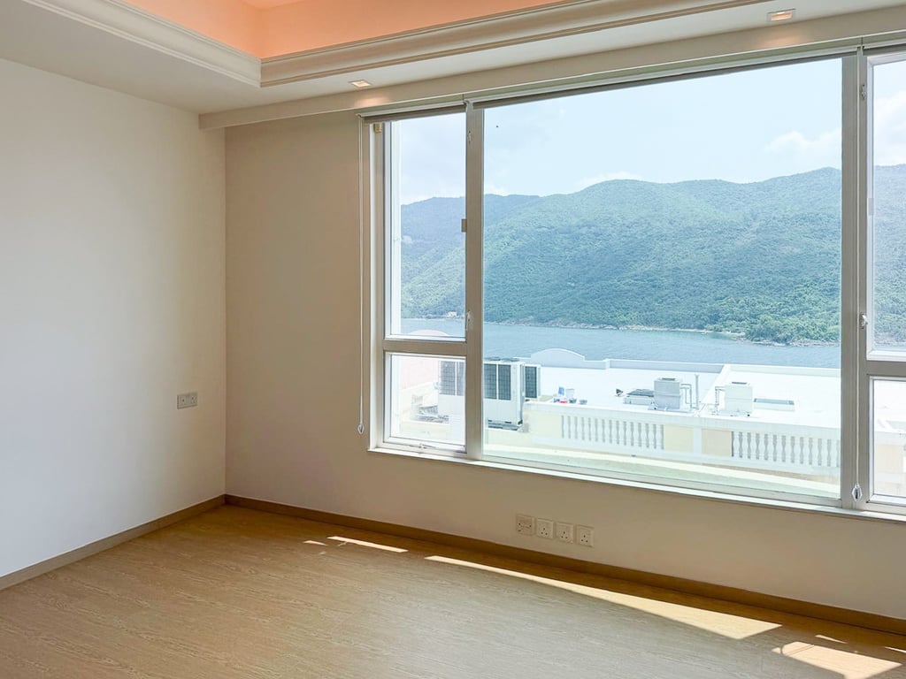 https://img.propertyraptor.com/cdn-cgi/imagedelivery/KD5bF_AFL0JDTbKLWF7z9g/ap8/ap8_001/hornet/prp/img/c6dbc9d029666a906d587f68185c1e38-wtm.jpg/public