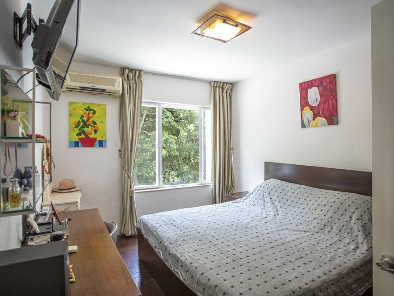 https://img.propertyraptor.com/cdn-cgi/imagedelivery/KD5bF_AFL0JDTbKLWF7z9g/ap8/ap8_001/hornet/prp/img/c7e443bd94a6d467cc82d6c069a49785.jpg/public