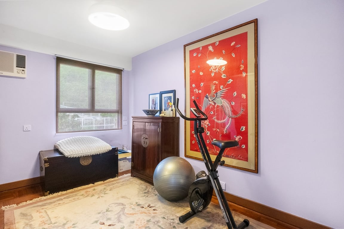 https://img.propertyraptor.com/cdn-cgi/imagedelivery/KD5bF_AFL0JDTbKLWF7z9g/ap8/ap8_001/hornet/prp/img/c86914b78171c3e8fa294834fb16e4c9-wtm.jpg/public