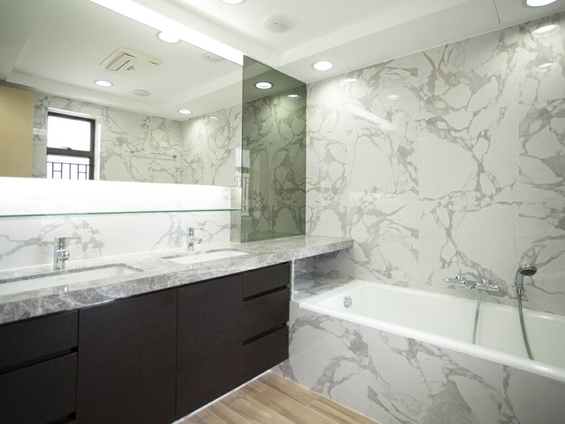 https://img.propertyraptor.com/cdn-cgi/imagedelivery/KD5bF_AFL0JDTbKLWF7z9g/ap8/ap8_001/hornet/prp/img/c8a750a2e6a7c4f9bc2c03639abbaf84.jpg/public
