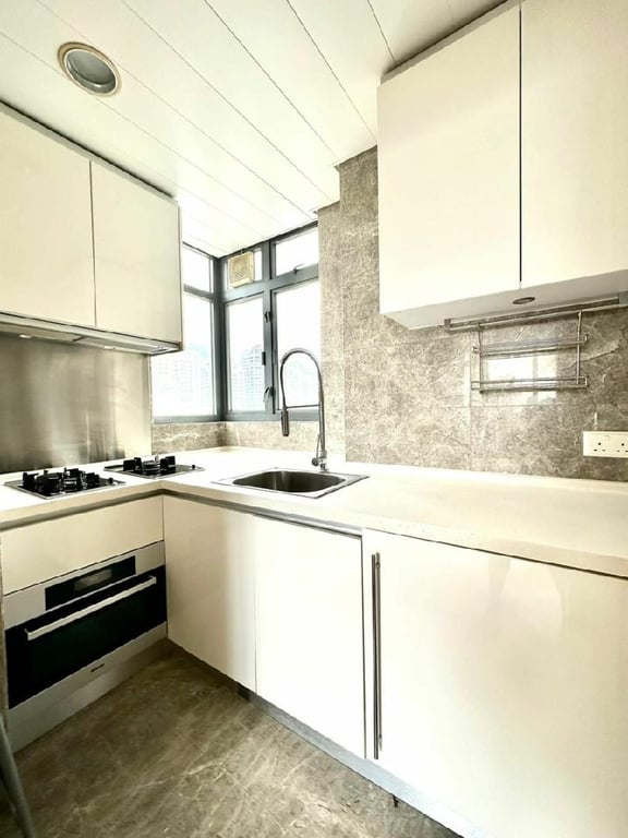 https://img.propertyraptor.com/cdn-cgi/imagedelivery/KD5bF_AFL0JDTbKLWF7z9g/ap8/ap8_001/hornet/prp/img/c8a8a5f00b91641764dd97d9d1b7b138-wtm.jpg/public