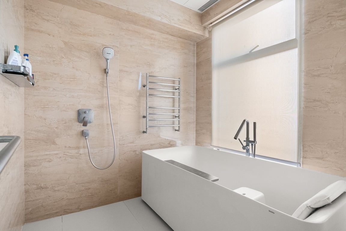 https://img.propertyraptor.com/cdn-cgi/imagedelivery/KD5bF_AFL0JDTbKLWF7z9g/ap8/ap8_001/hornet/prp/img/c93d77e53fe3989325c9f7f4723a84a6-wtm.jpg/public