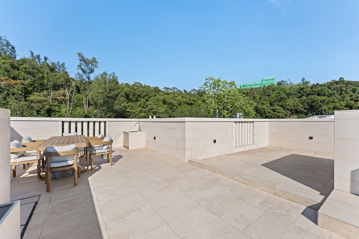 https://img.propertyraptor.com/cdn-cgi/imagedelivery/KD5bF_AFL0JDTbKLWF7z9g/ap8/ap8_001/hornet/prp/img/c958e77e69b38afe193e04838d7e22b3-wtm.jpg/public