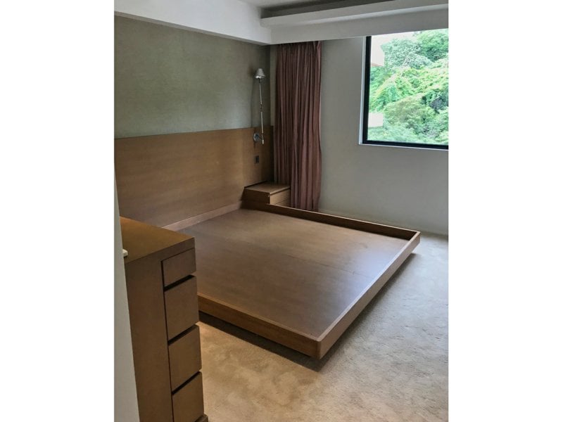https://img.propertyraptor.com/cdn-cgi/imagedelivery/KD5bF_AFL0JDTbKLWF7z9g/ap8/ap8_001/hornet/prp/img/c99ce620f4478c81b01eb771a300f153.jpg/public