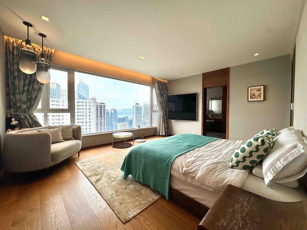 https://img.propertyraptor.com/cdn-cgi/imagedelivery/KD5bF_AFL0JDTbKLWF7z9g/ap8/ap8_001/hornet/prp/img/c9db729df4f9391418654a9b2c59b388-wtm.jpg/public
