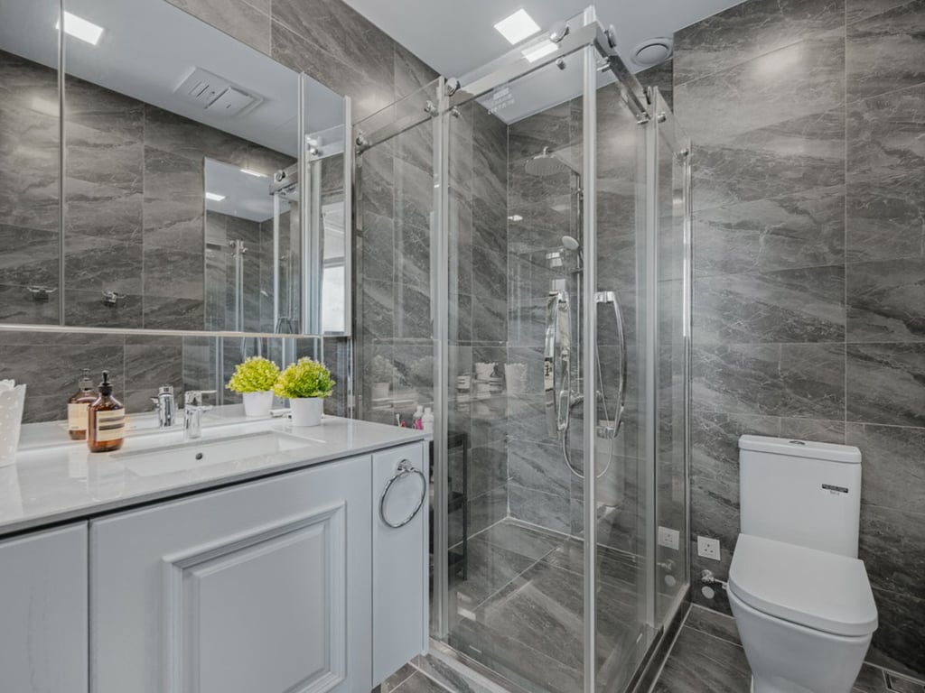 https://img.propertyraptor.com/cdn-cgi/imagedelivery/KD5bF_AFL0JDTbKLWF7z9g/ap8/ap8_001/hornet/prp/img/c9e62053c668a84bb70fe9f858e7f97e-wtm.jpg/public