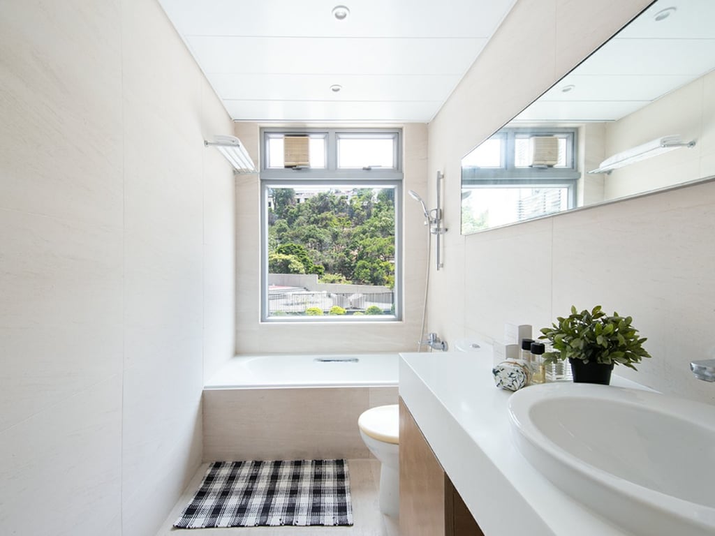 https://img.propertyraptor.com/cdn-cgi/imagedelivery/KD5bF_AFL0JDTbKLWF7z9g/ap8/ap8_001/hornet/prp/img/cb1c82cd53d7b54dc272e2e0c51b17f2.jpg/public