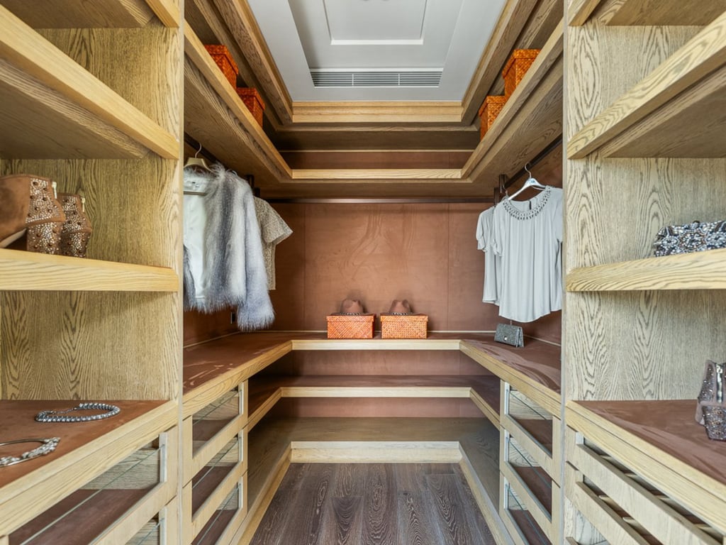 https://img.propertyraptor.com/cdn-cgi/imagedelivery/KD5bF_AFL0JDTbKLWF7z9g/ap8/ap8_001/hornet/prp/img/cb4c8239b6f4cc82856c12c1782e4594-wtm.jpg/public