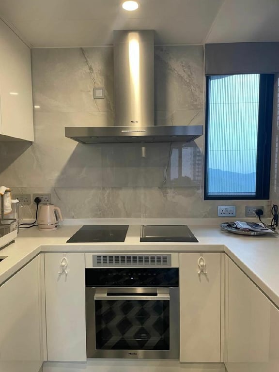 https://img.propertyraptor.com/cdn-cgi/imagedelivery/KD5bF_AFL0JDTbKLWF7z9g/ap8/ap8_001/hornet/prp/img/cbb5fc839ea74f7670898f12b8a8ba51-wtm.jpg/public