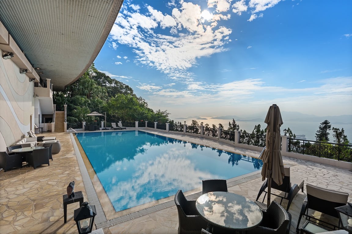 https://img.propertyraptor.com/cdn-cgi/imagedelivery/KD5bF_AFL0JDTbKLWF7z9g/ap8/ap8_001/hornet/prp/img/cc639b3cc1aef276050e976abda53c66-wtm.jpg/public
