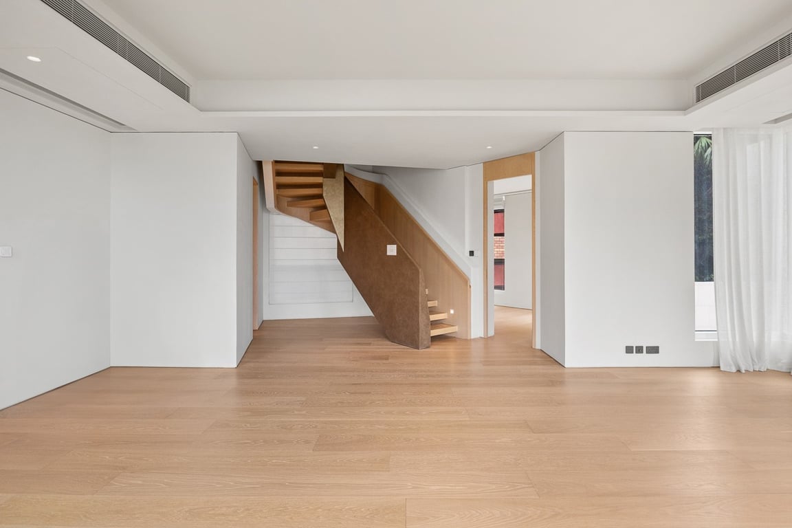 https://img.propertyraptor.com/cdn-cgi/imagedelivery/KD5bF_AFL0JDTbKLWF7z9g/ap8/ap8_001/hornet/prp/img/cca07a1c14946dc1a8915af825a6c912-wtm.jpg/public