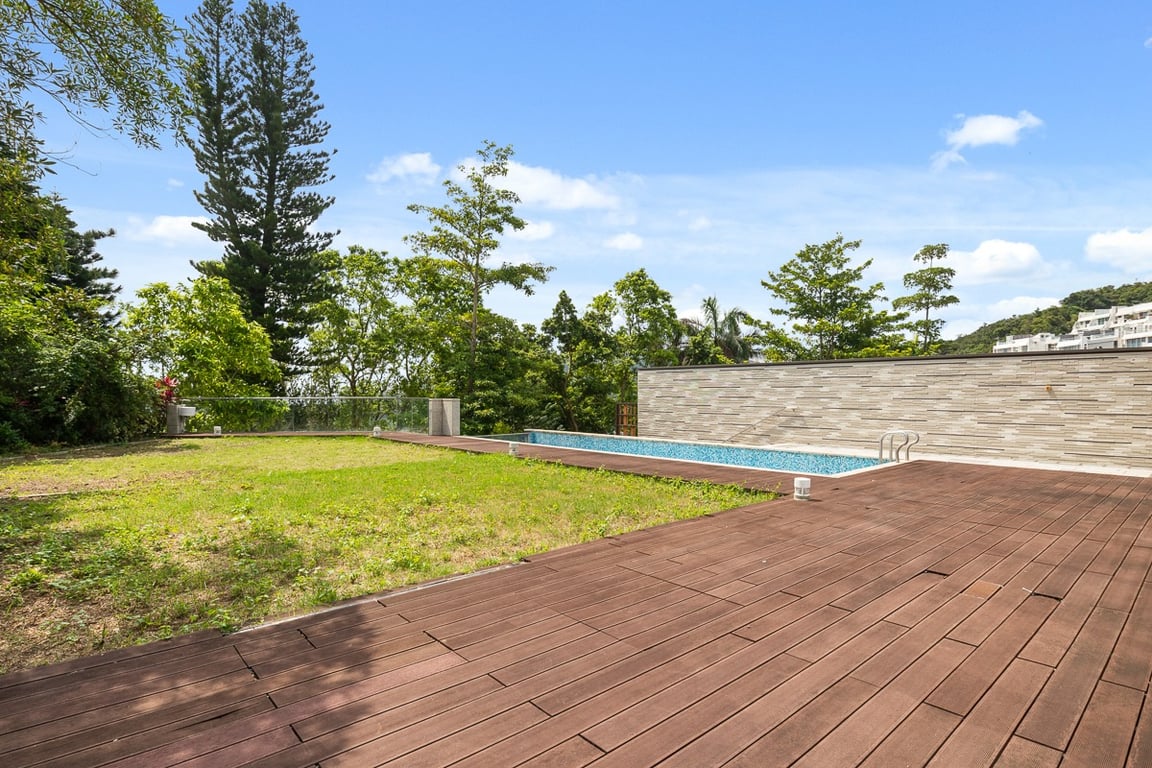 https://img.propertyraptor.com/cdn-cgi/imagedelivery/KD5bF_AFL0JDTbKLWF7z9g/ap8/ap8_001/hornet/prp/img/cd46d11c9da658aea996cdaaf1055100-wtm.jpg/public