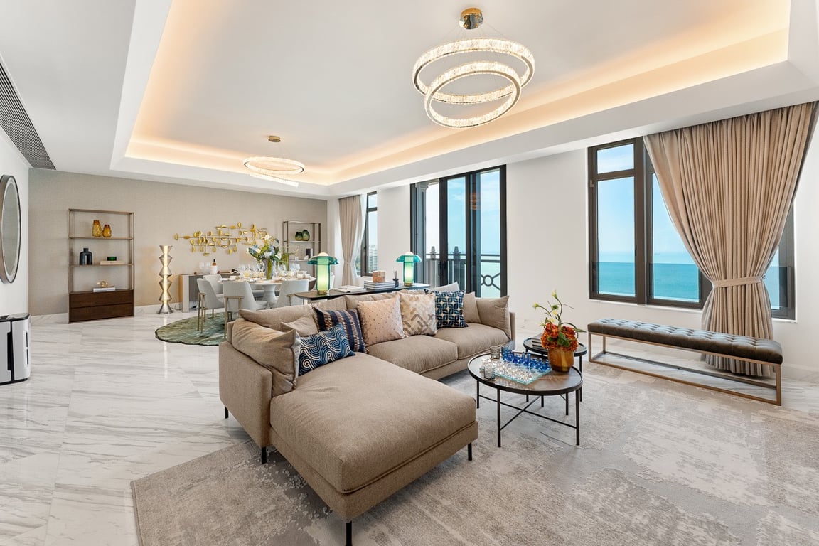 https://img.propertyraptor.com/cdn-cgi/imagedelivery/KD5bF_AFL0JDTbKLWF7z9g/ap8/ap8_001/hornet/prp/img/cd5316040de4f37ed787e9b9b88ba239-wtm.jpg/public