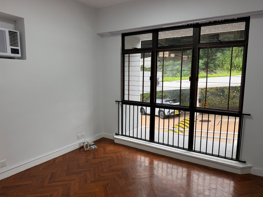 https://img.propertyraptor.com/cdn-cgi/imagedelivery/KD5bF_AFL0JDTbKLWF7z9g/ap8/ap8_001/hornet/prp/img/cd6f044641251aec10c941641b04f219-wtm.jpg/public