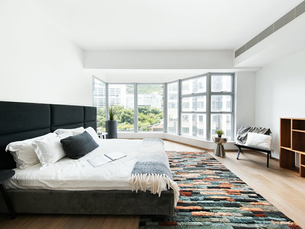 https://img.propertyraptor.com/cdn-cgi/imagedelivery/KD5bF_AFL0JDTbKLWF7z9g/ap8/ap8_001/hornet/prp/img/cda13c5ca0db5cbd9cf7642fc19e100d.jpg/public