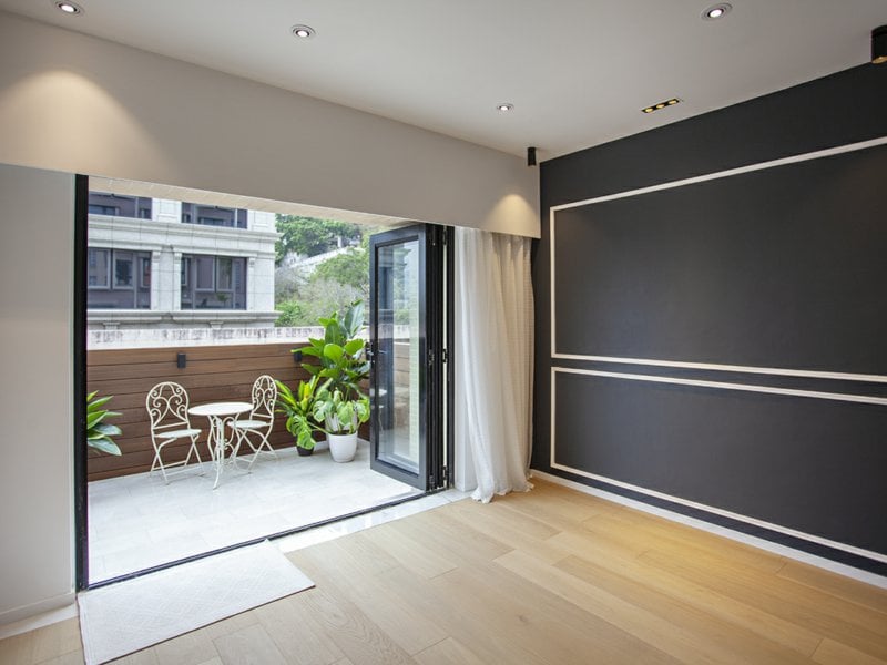 https://img.propertyraptor.com/cdn-cgi/imagedelivery/KD5bF_AFL0JDTbKLWF7z9g/ap8/ap8_001/hornet/prp/img/cdc87b6bd39bbd8c44053e1302b76372.jpg/public