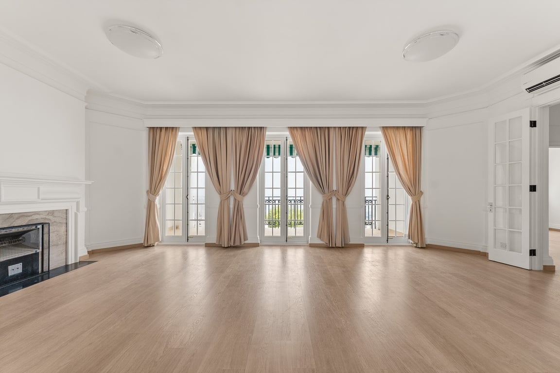 https://img.propertyraptor.com/cdn-cgi/imagedelivery/KD5bF_AFL0JDTbKLWF7z9g/ap8/ap8_001/hornet/prp/img/cf6b75700e810cb96159a35d215ba6d5-wtm.jpg/public