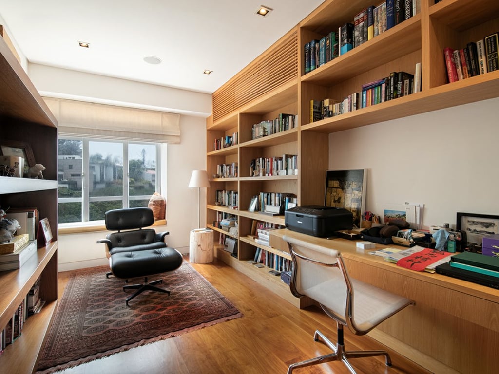 https://img.propertyraptor.com/cdn-cgi/imagedelivery/KD5bF_AFL0JDTbKLWF7z9g/ap8/ap8_001/hornet/prp/img/cf6cd1204939b79722f11a7519a79778.jpg/public