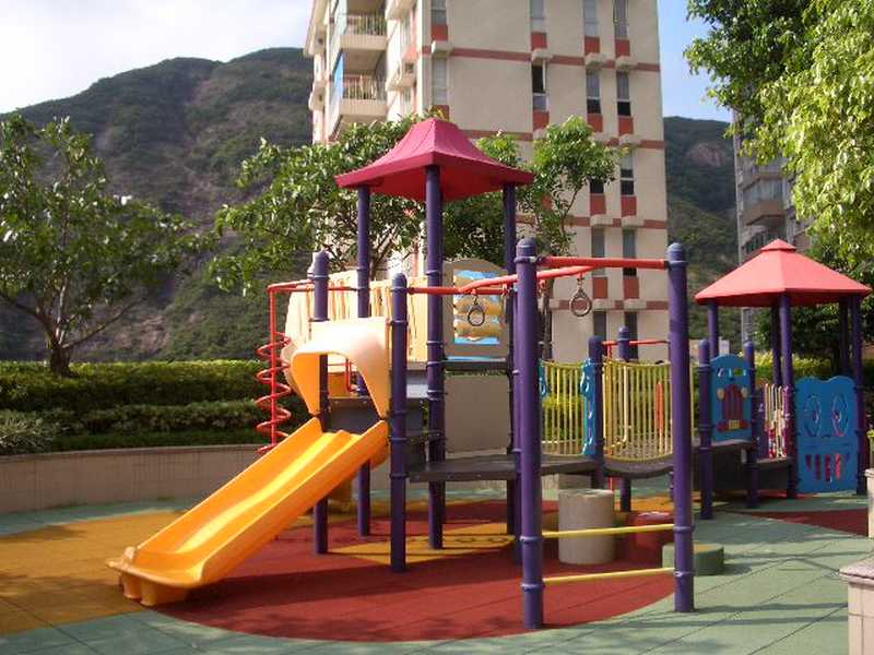 https://img.propertyraptor.com/cdn-cgi/imagedelivery/KD5bF_AFL0JDTbKLWF7z9g/ap8/ap8_001/hornet/prp/img/cf95ea2e379f6f36575f4d7dafee9360.jpg/public
