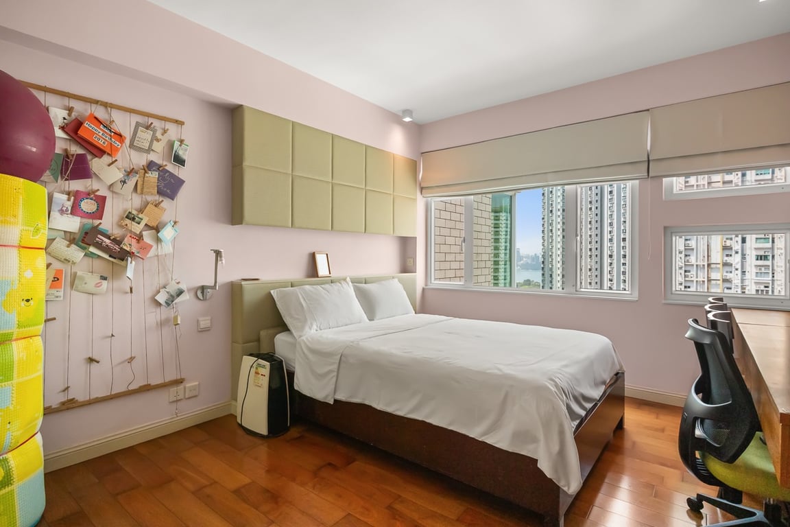 https://img.propertyraptor.com/cdn-cgi/imagedelivery/KD5bF_AFL0JDTbKLWF7z9g/ap8/ap8_001/hornet/prp/img/cf9c100a2cea3d4a6ee7574a06f8c19e-wtm.jpg/public