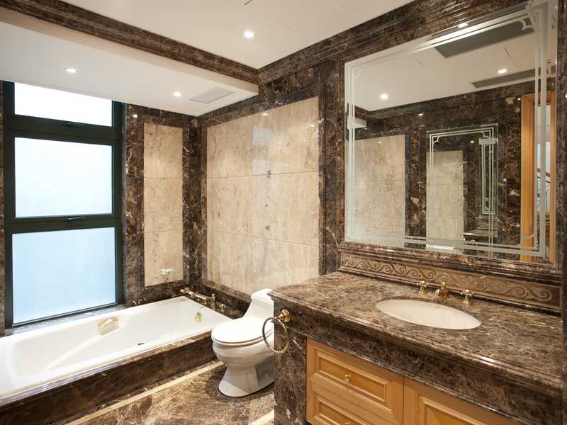 https://img.propertyraptor.com/cdn-cgi/imagedelivery/KD5bF_AFL0JDTbKLWF7z9g/ap8/ap8_001/hornet/prp/img/cfd4760b1bea262a734136a4e0fa234a.jpg/public