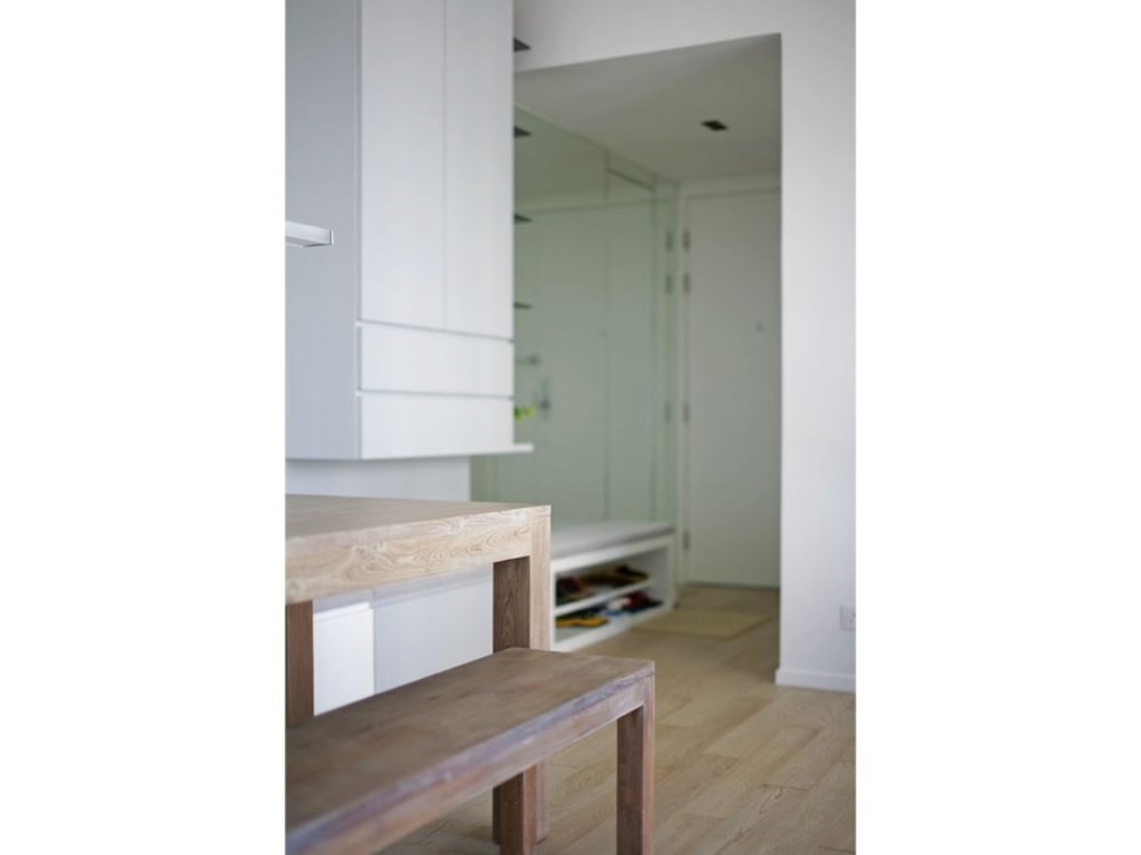 https://img.propertyraptor.com/cdn-cgi/imagedelivery/KD5bF_AFL0JDTbKLWF7z9g/ap8/ap8_001/hornet/prp/img/cfe8a9d463e64bdac98c4711e950de85.jpg/public