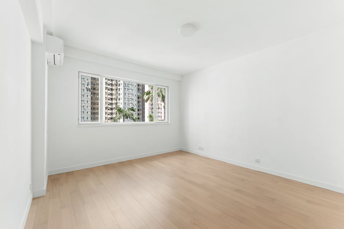 https://img.propertyraptor.com/cdn-cgi/imagedelivery/KD5bF_AFL0JDTbKLWF7z9g/ap8/ap8_001/hornet/prp/img/cfee8cb175992fa2bff1144a1815c357-wtm.jpg/public
