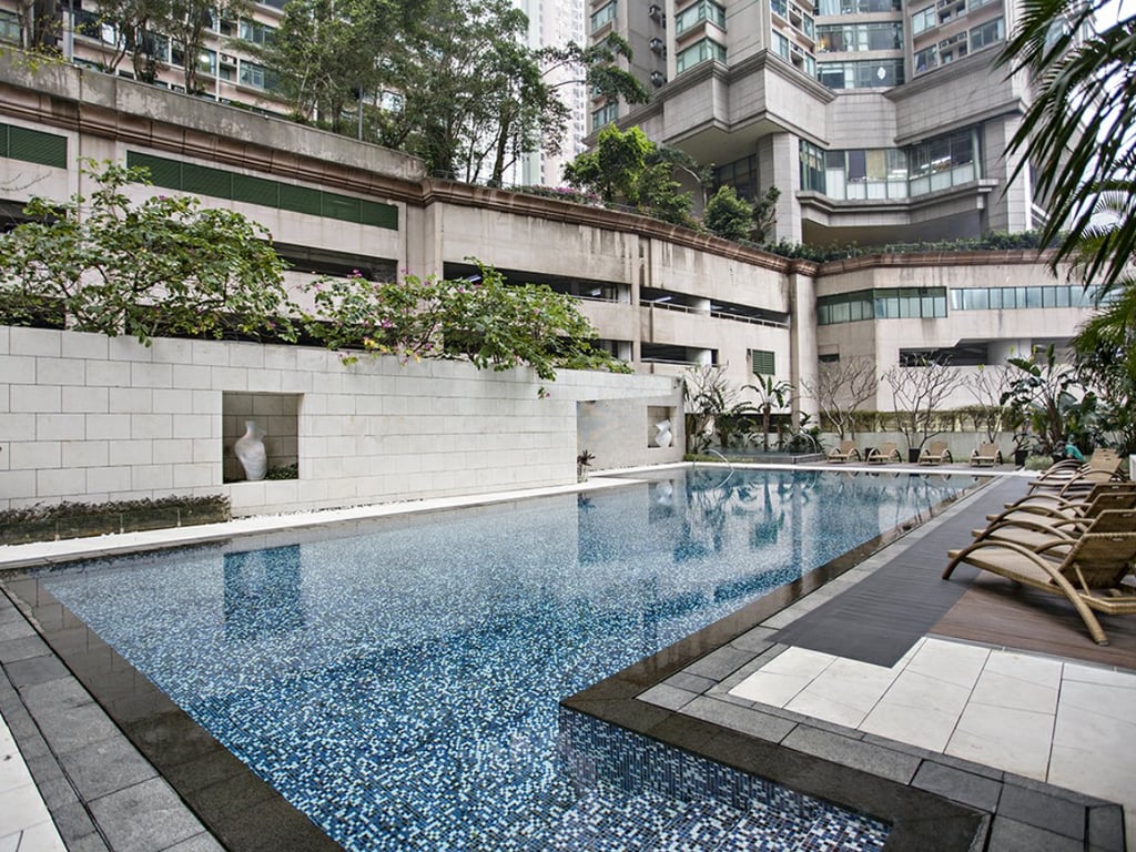 https://img.propertyraptor.com/cdn-cgi/imagedelivery/KD5bF_AFL0JDTbKLWF7z9g/ap8/ap8_001/hornet/prp/img/d01771e8e36c8620fa9dbf35bf3b1a54.jpg/public