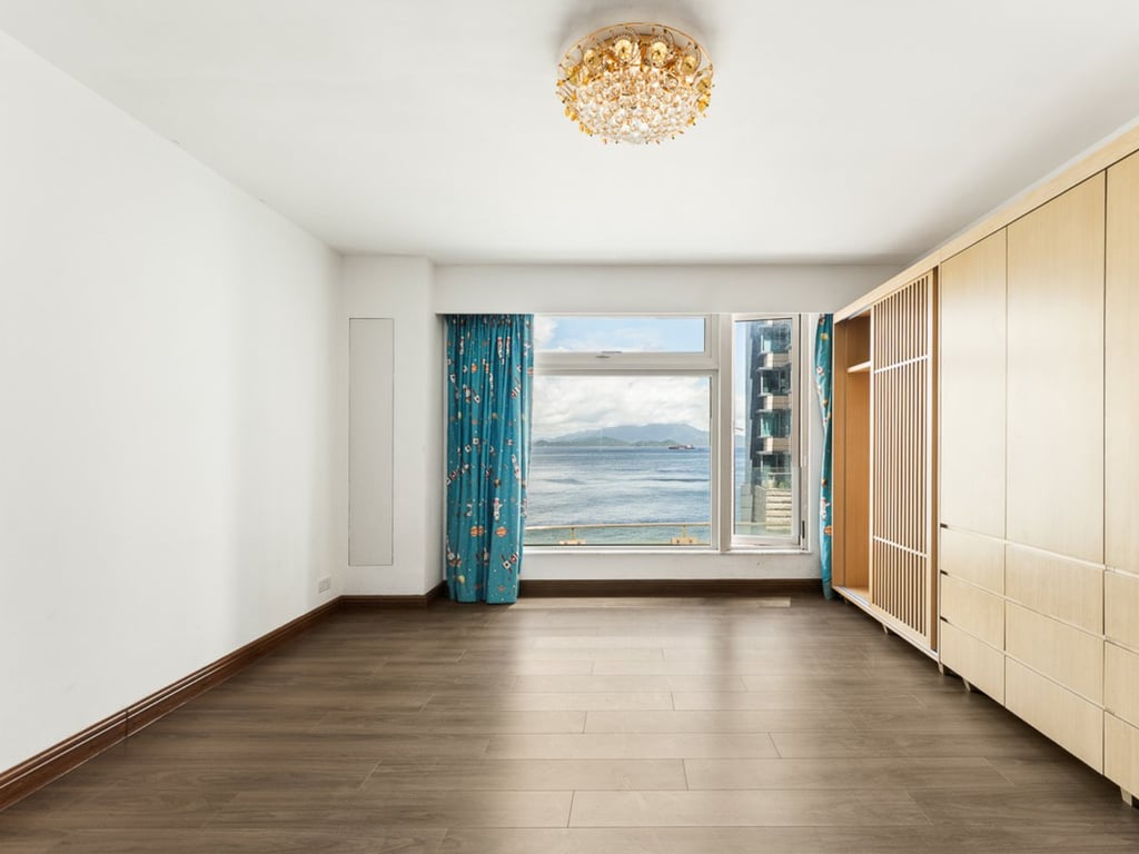 https://img.propertyraptor.com/cdn-cgi/imagedelivery/KD5bF_AFL0JDTbKLWF7z9g/ap8/ap8_001/hornet/prp/img/d0702953c9d1c0986f211ff016638075-wtm.jpg/public