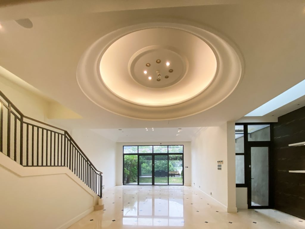 1 Shouson Hill Road East