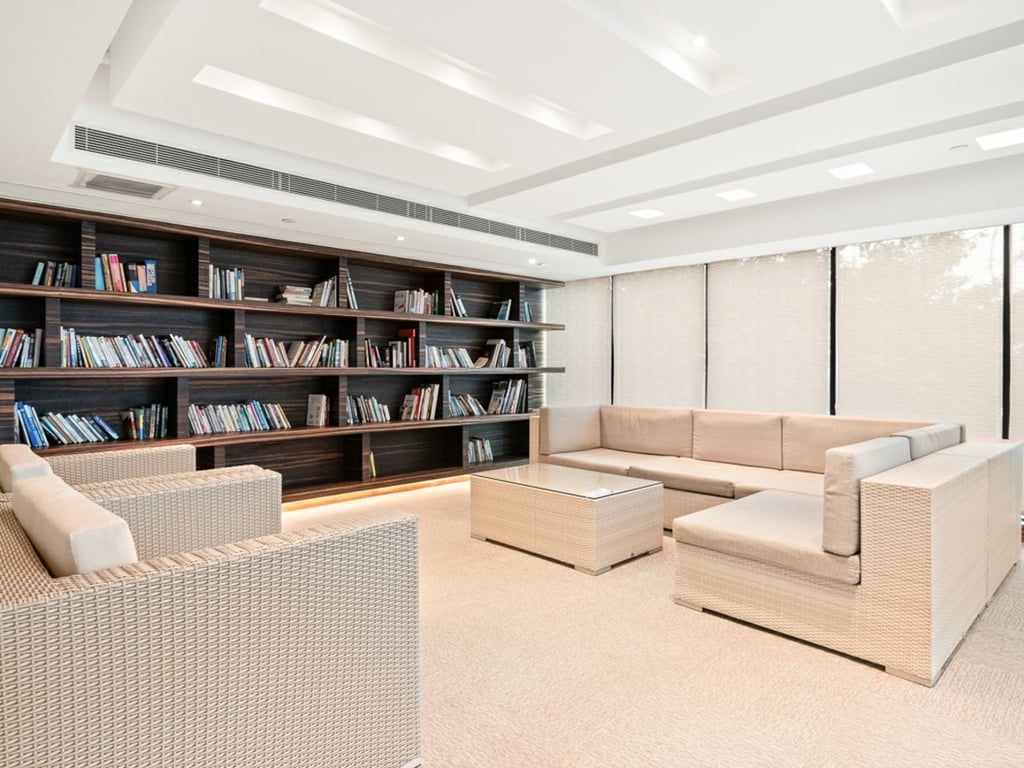 https://img.propertyraptor.com/cdn-cgi/imagedelivery/KD5bF_AFL0JDTbKLWF7z9g/ap8/ap8_001/hornet/prp/img/d14255c6cdf4e617b2f31f5db3238b40-wtm.jpg/public