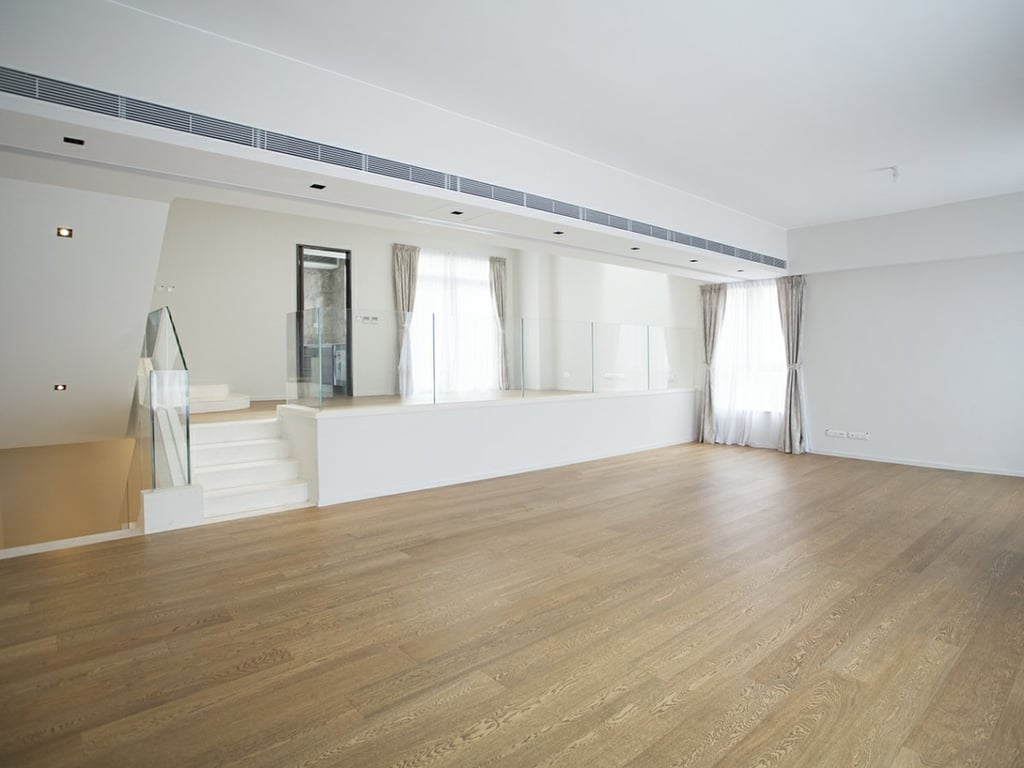 Redhill Peninsula - Cedar Drive