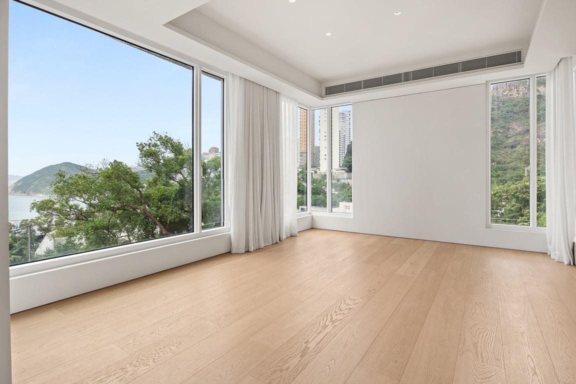 https://img.propertyraptor.com/cdn-cgi/imagedelivery/KD5bF_AFL0JDTbKLWF7z9g/ap8/ap8_001/hornet/prp/img/d2632a98cb5b8e813768042b481176a9-wtm.jpg/public