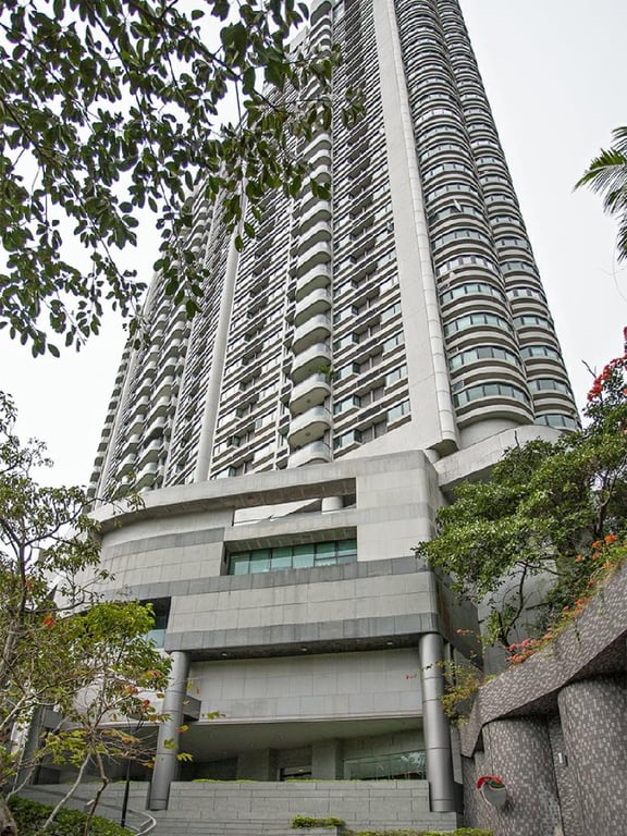 https://img.propertyraptor.com/cdn-cgi/imagedelivery/KD5bF_AFL0JDTbKLWF7z9g/ap8/ap8_001/hornet/prp/img/d3184b9624833f001667e8df3c93c75d.jpg/public