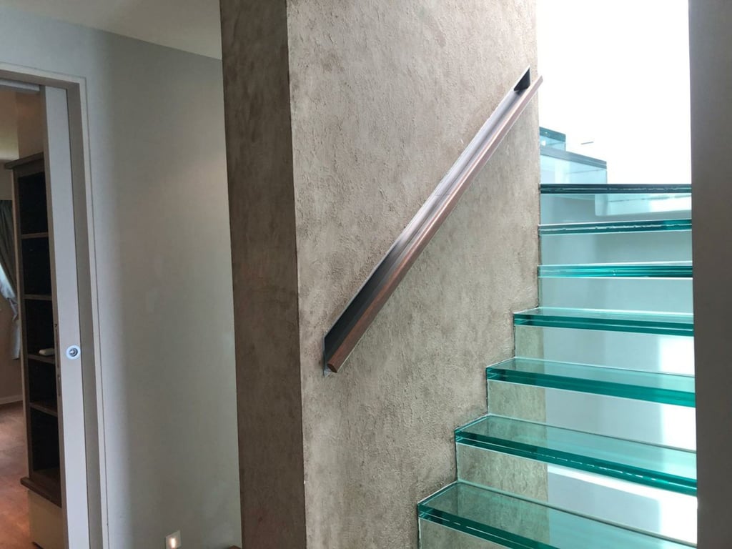 https://img.propertyraptor.com/cdn-cgi/imagedelivery/KD5bF_AFL0JDTbKLWF7z9g/ap8/ap8_001/hornet/prp/img/d345343c26731d9dec6edc18f4326e62-wtm.jpg/public