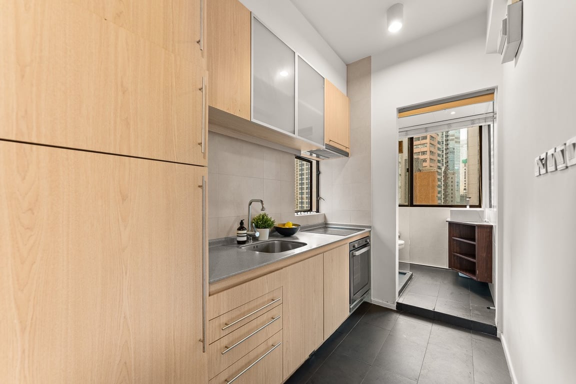 https://img.propertyraptor.com/cdn-cgi/imagedelivery/KD5bF_AFL0JDTbKLWF7z9g/ap8/ap8_001/hornet/prp/img/d397363eee9c5ce9fed6b6b483947fe3-wtm.jpg/public