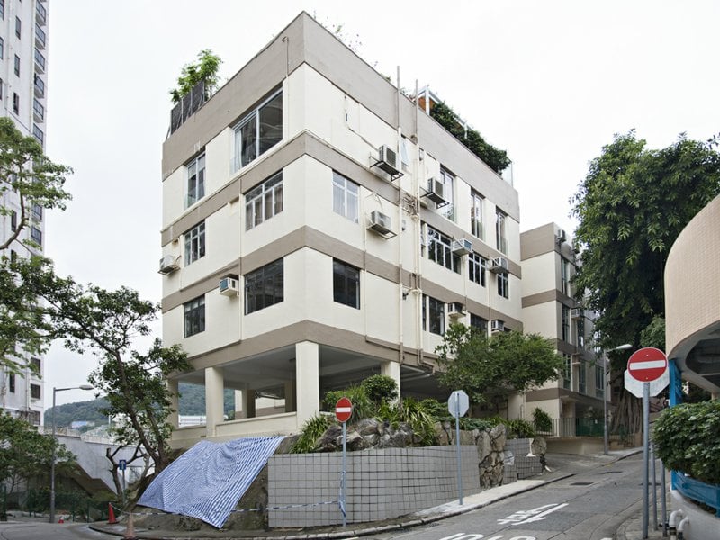 https://img.propertyraptor.com/cdn-cgi/imagedelivery/KD5bF_AFL0JDTbKLWF7z9g/ap8/ap8_001/hornet/prp/img/d3d71d8a4f61552826133f0561157b3c.jpg/public