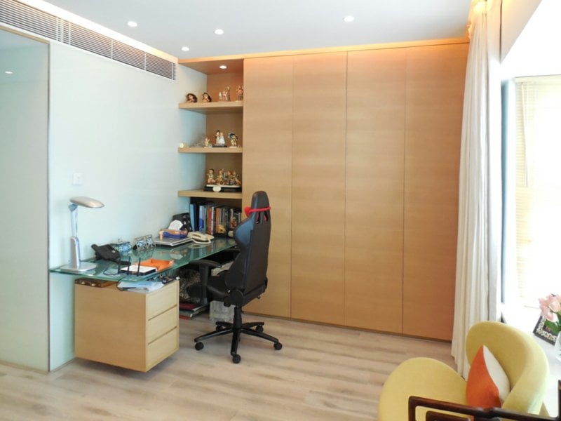 https://img.propertyraptor.com/cdn-cgi/imagedelivery/KD5bF_AFL0JDTbKLWF7z9g/ap8/ap8_001/hornet/prp/img/d42fc51346253e9d24a9b4c3ffffd3ab.jpg/public