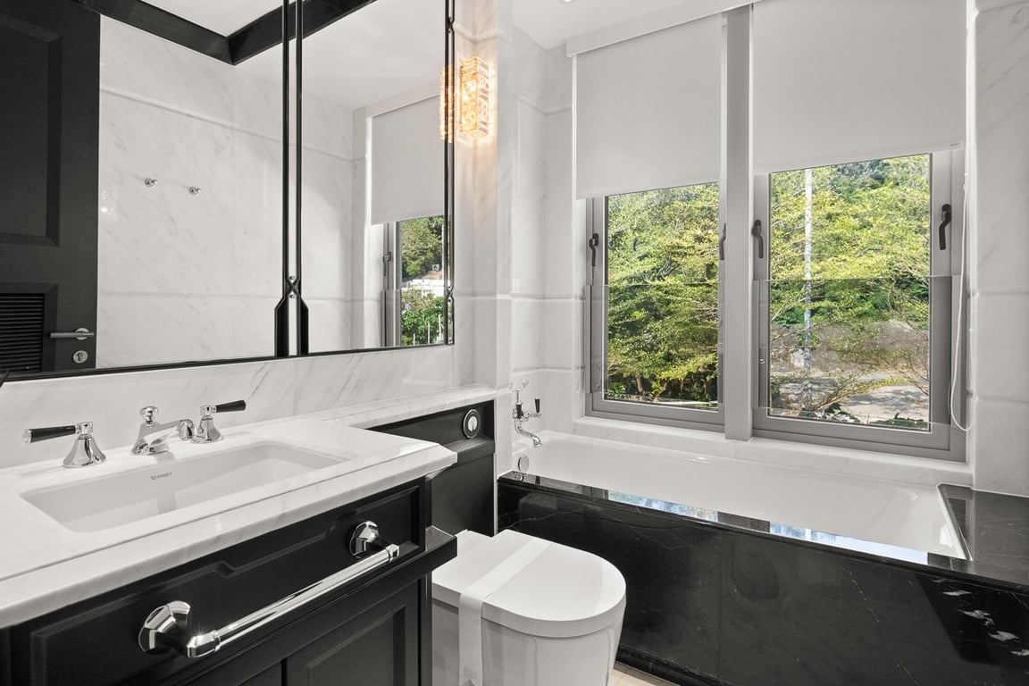 https://img.propertyraptor.com/cdn-cgi/imagedelivery/KD5bF_AFL0JDTbKLWF7z9g/ap8/ap8_001/hornet/prp/img/d43f0ea7d6b32b38c8f7aa8cfe621257-wtm.jpg/public