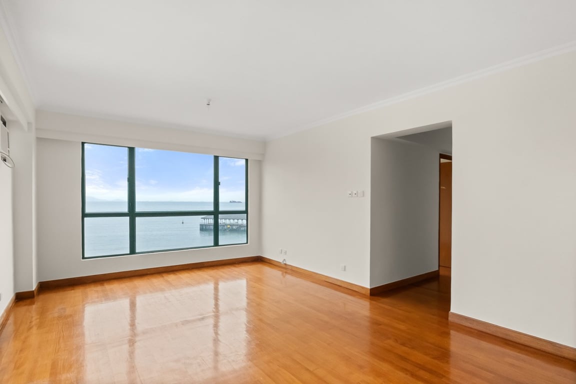 Stanley Beach Villa