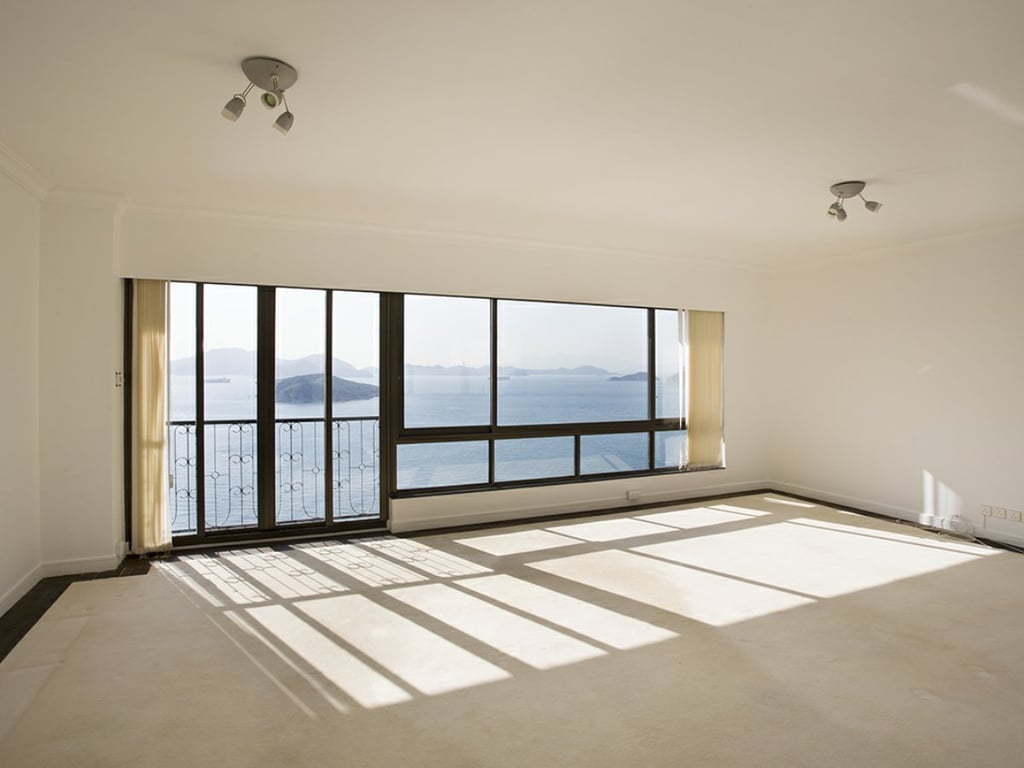 19-25 Horizon Drive