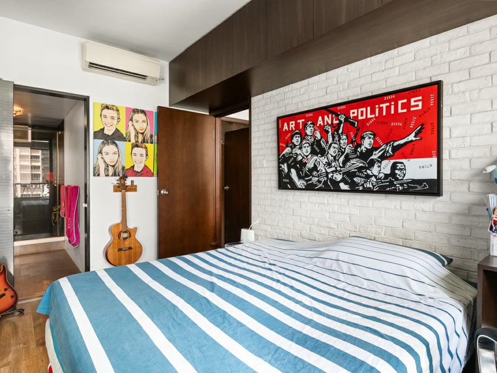 https://img.propertyraptor.com/cdn-cgi/imagedelivery/KD5bF_AFL0JDTbKLWF7z9g/ap8/ap8_001/hornet/prp/img/d557caf9268fa491ca767e3720239010-wtm.jpg/public