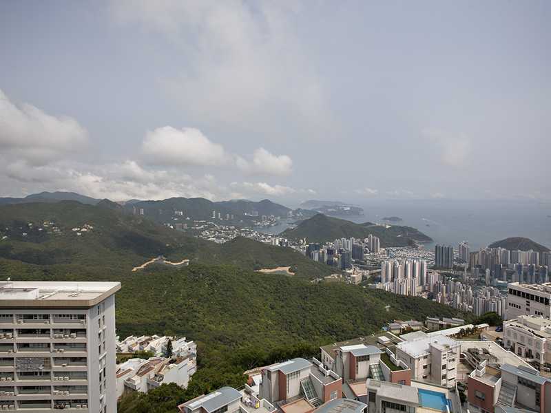 https://img.propertyraptor.com/cdn-cgi/imagedelivery/KD5bF_AFL0JDTbKLWF7z9g/ap8/ap8_001/hornet/prp/img/d5b23a10e159183299b26a6beae68962.jpg/public