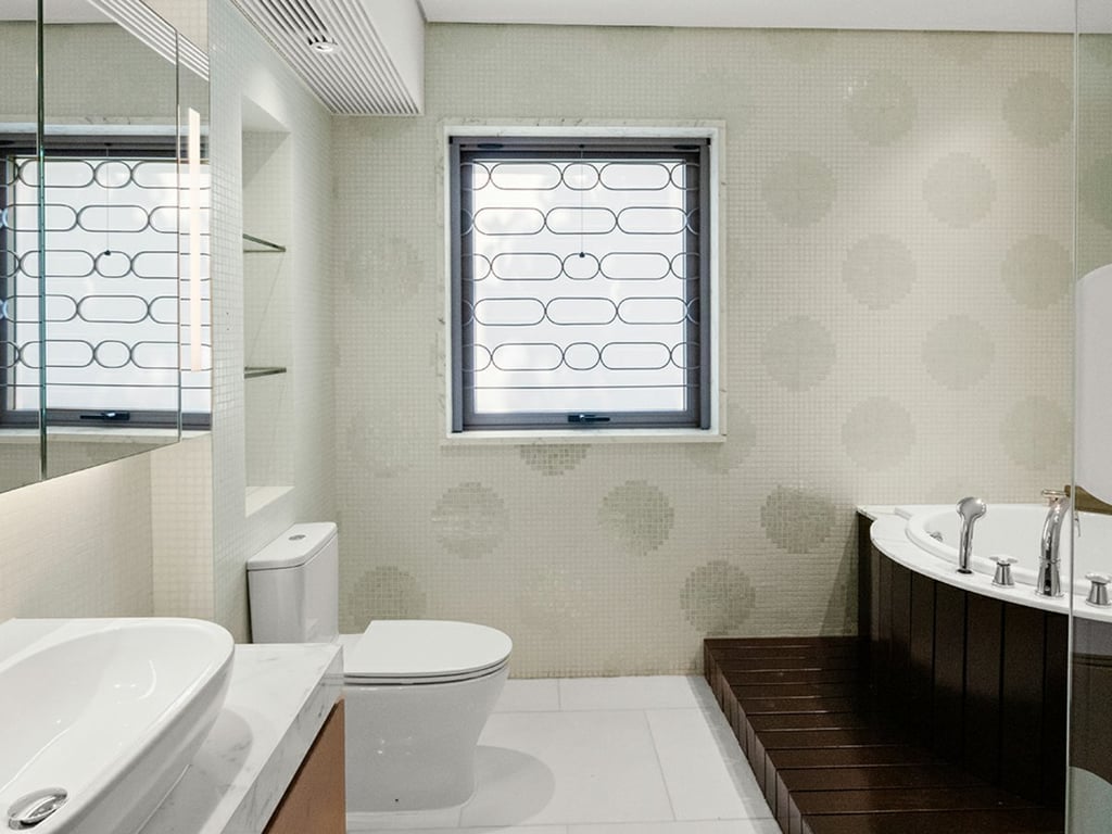 https://img.propertyraptor.com/cdn-cgi/imagedelivery/KD5bF_AFL0JDTbKLWF7z9g/ap8/ap8_001/hornet/prp/img/d5be89147a759e96cef0391be326e516.jpg/public